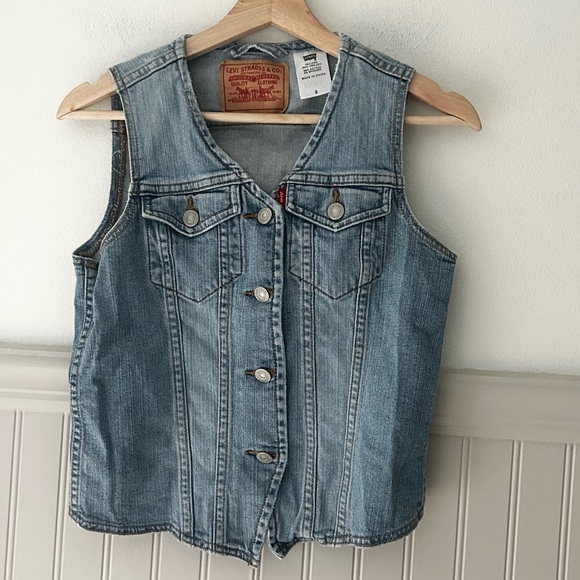 Levi's Small Light Blue Denim Stretch Button Down Vest - Picture 1 of 5